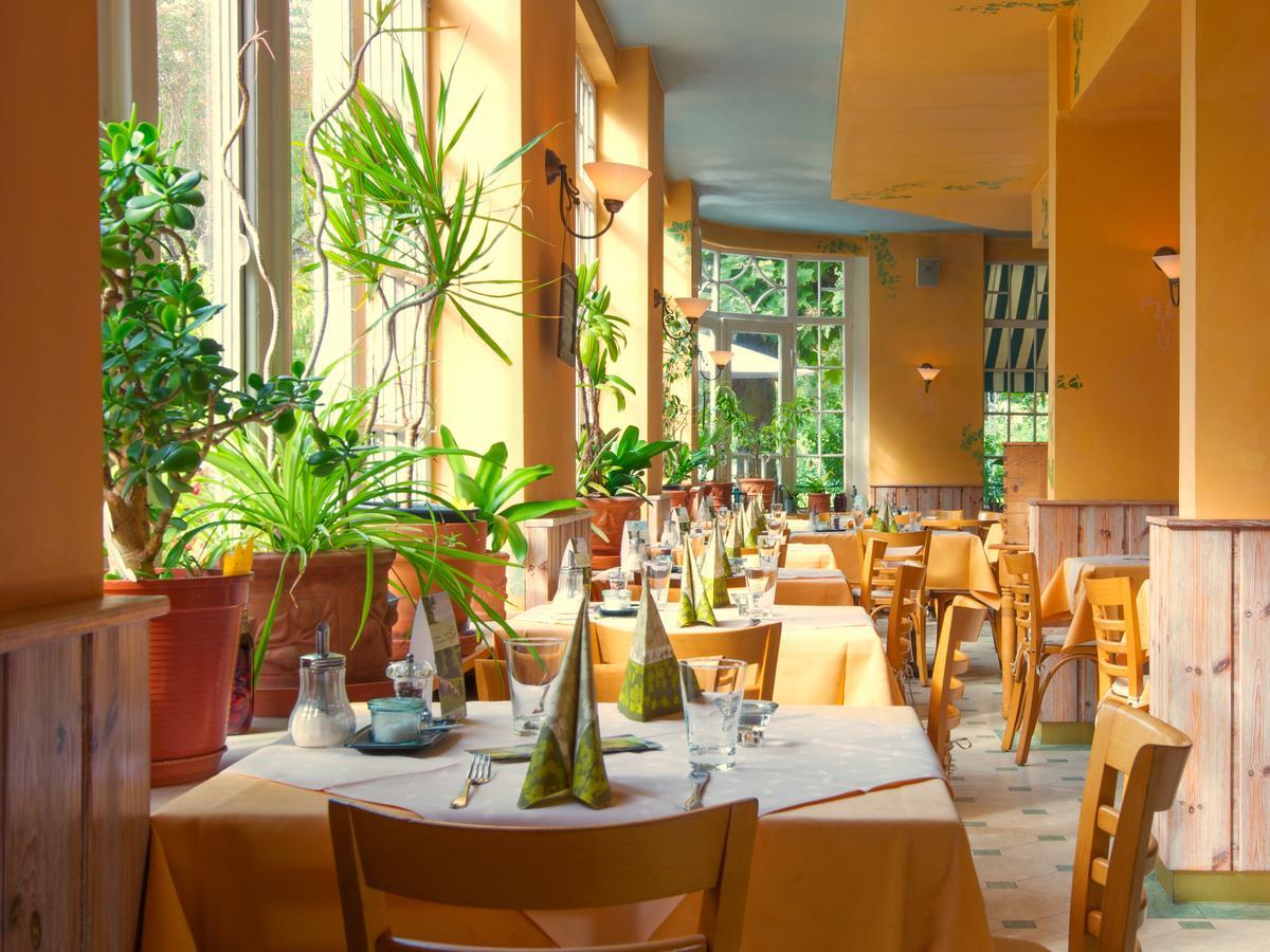 Ducky'S Restaurant | Events | Hotel باد نوهايم المظهر الخارجي الصورة